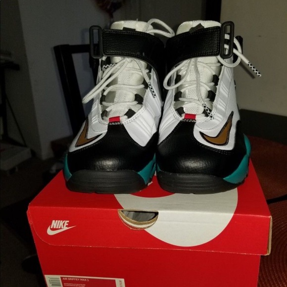 Nike Air Griffey Max Swingman Edition